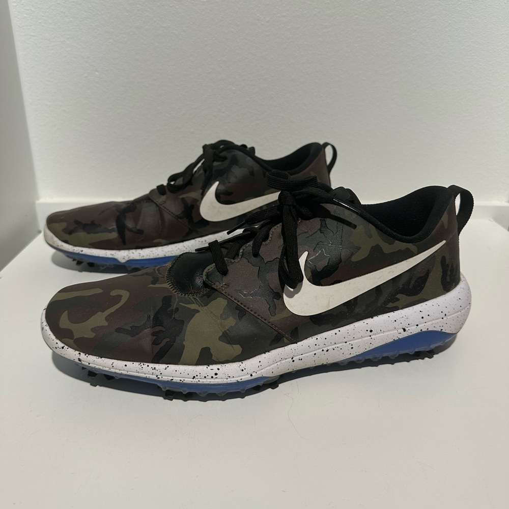 Nike Men's Camouflage golf shoes